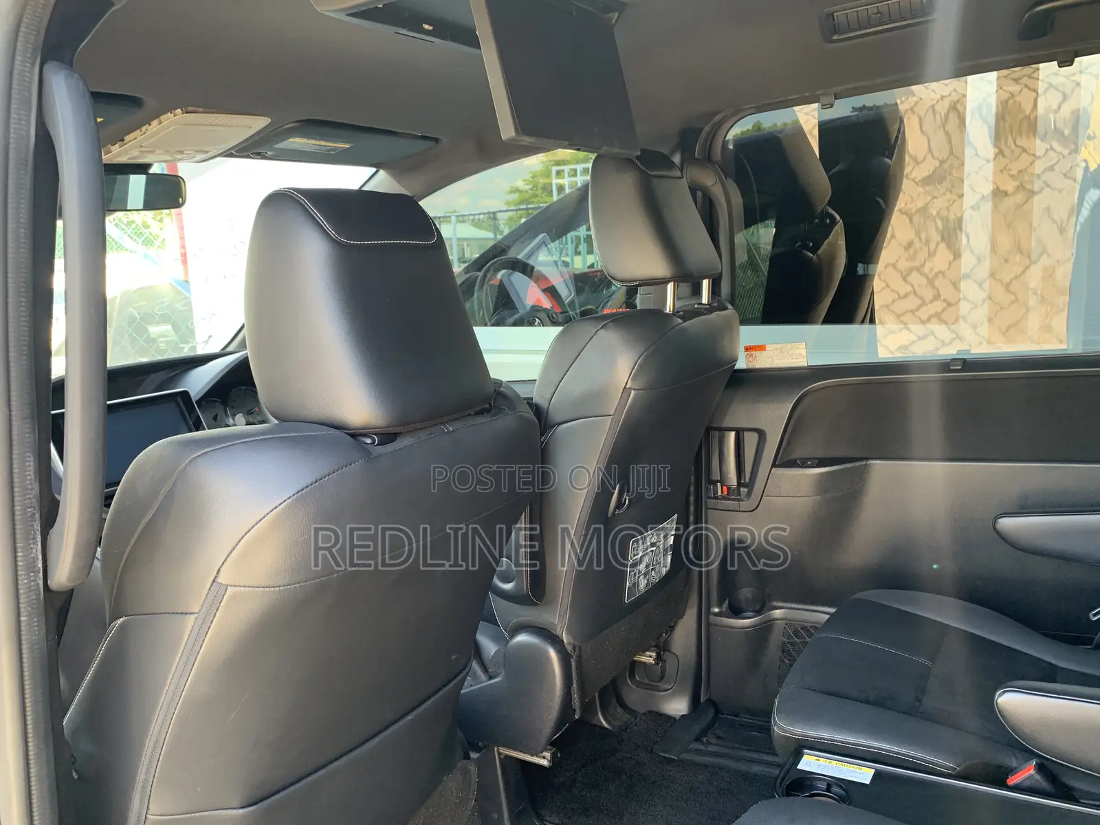 Toyota Noah 2.0 FWD (6 Seater) 2017 Black