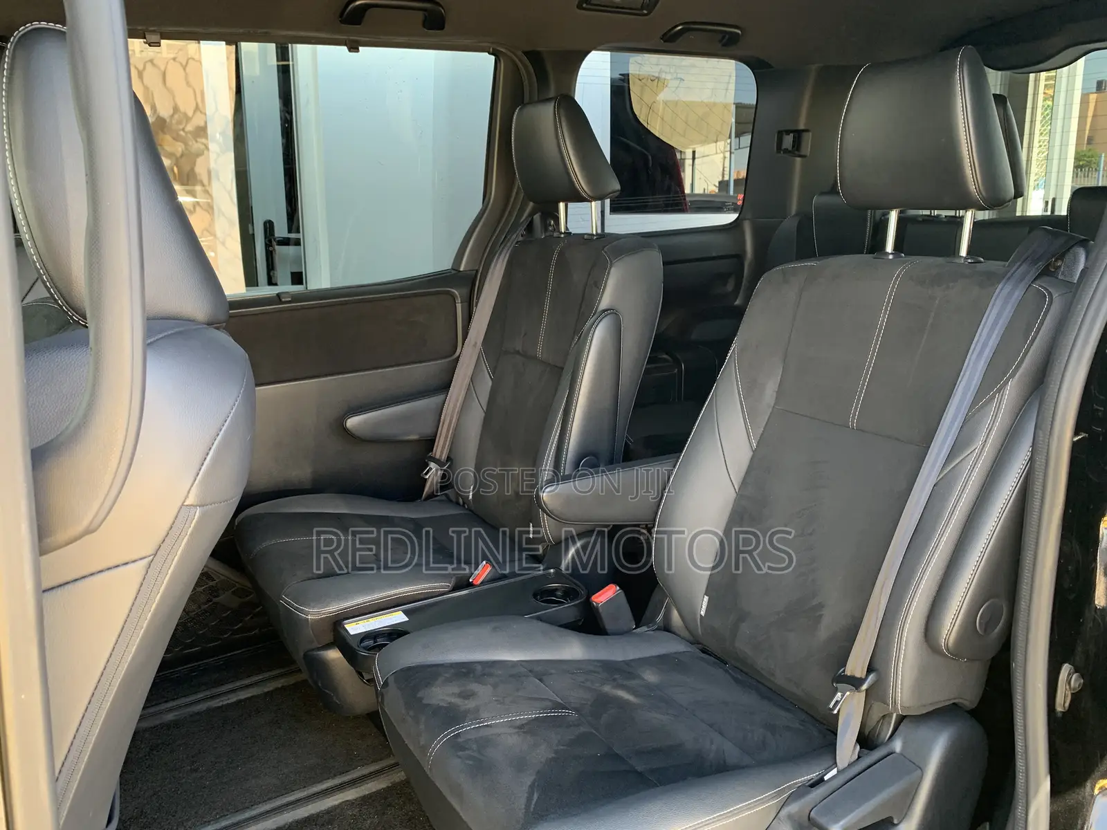 Toyota Noah 2.0 FWD (6 Seater) 2017 Black