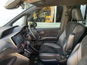 Toyota Noah 2.0 FWD (6 Seater) 2017 Black