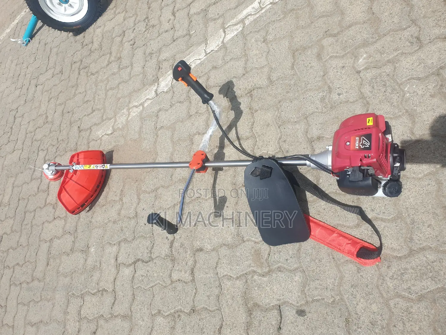 Petrol Brushcutter Shoulder Type Four Stroke Engine