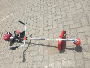 Petrol Brushcutter Shoulder Type Four Stroke Engine