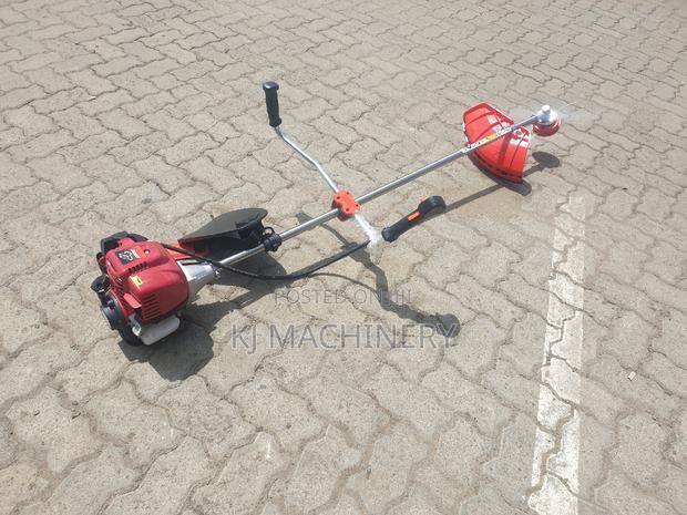Petrol Brushcutter Shoulder Type Four Stroke Engine - thumbnail 4