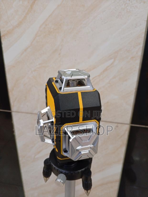 Rechargeable Dewalt Laser Level - thumbnail 3