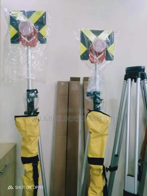 Prisms Reflector + Prism Pole - main view