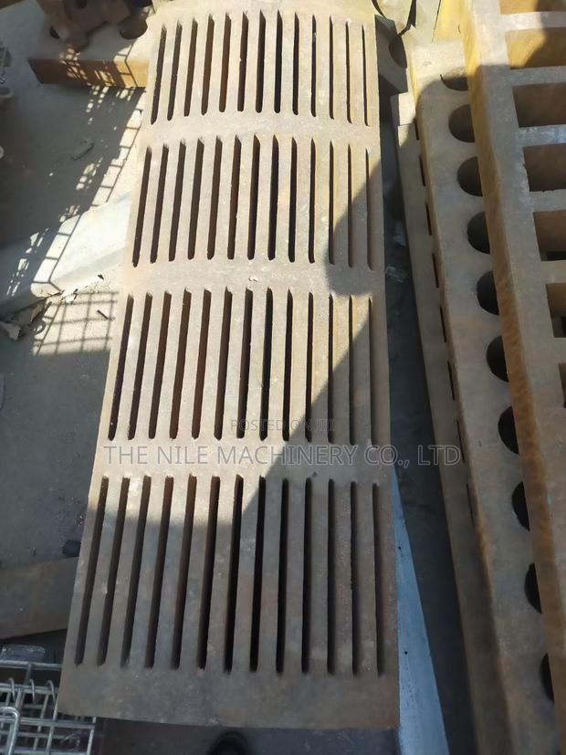 Wear-Resistant Grate Screen for Mine Hammer Crusher - main view