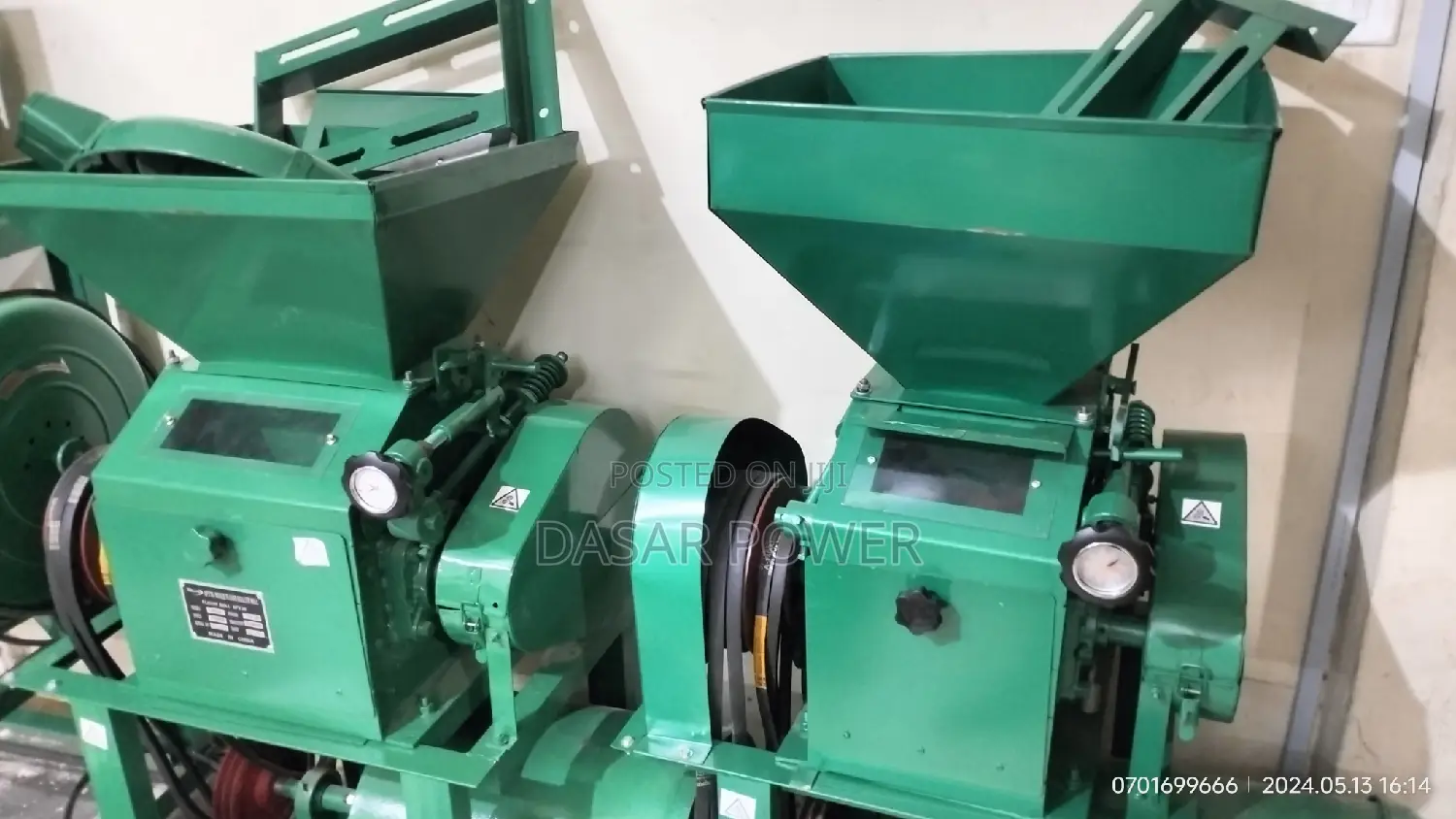 7.5hp Roller Mill Complete With Crusher.