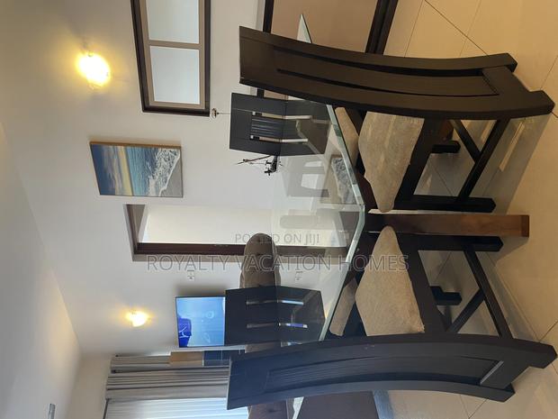 Mombasa 3 Bedroom Beachfront Airbnb Apartment - thumbnail 10