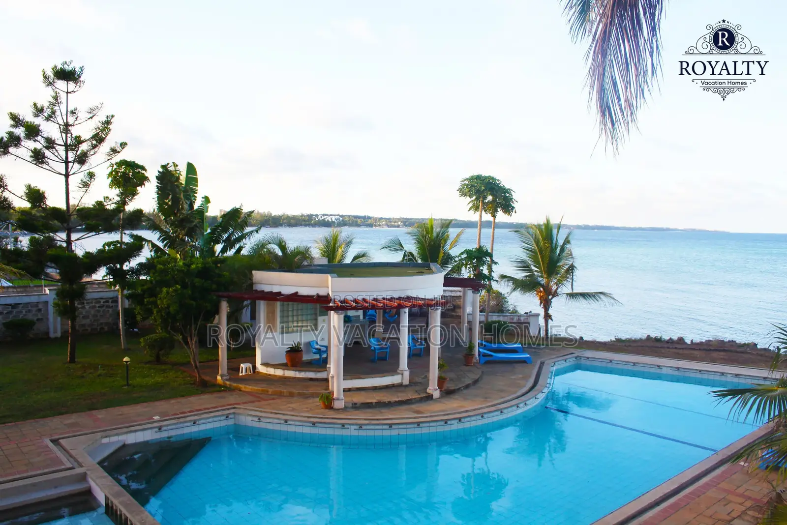 3 Bedroom Beachfront Apartment in Mombasa