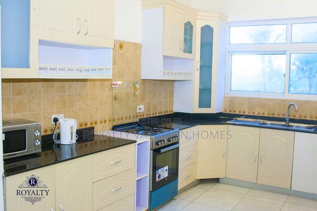3 Bedroom Beachfront Apartment in Mombasa - thumbnail 11