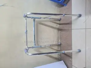 Foldable Walking Frame Without Wheels*