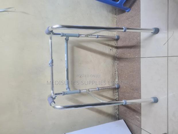 Foldable Walking Frame Without Wheels* - thumbnail 2