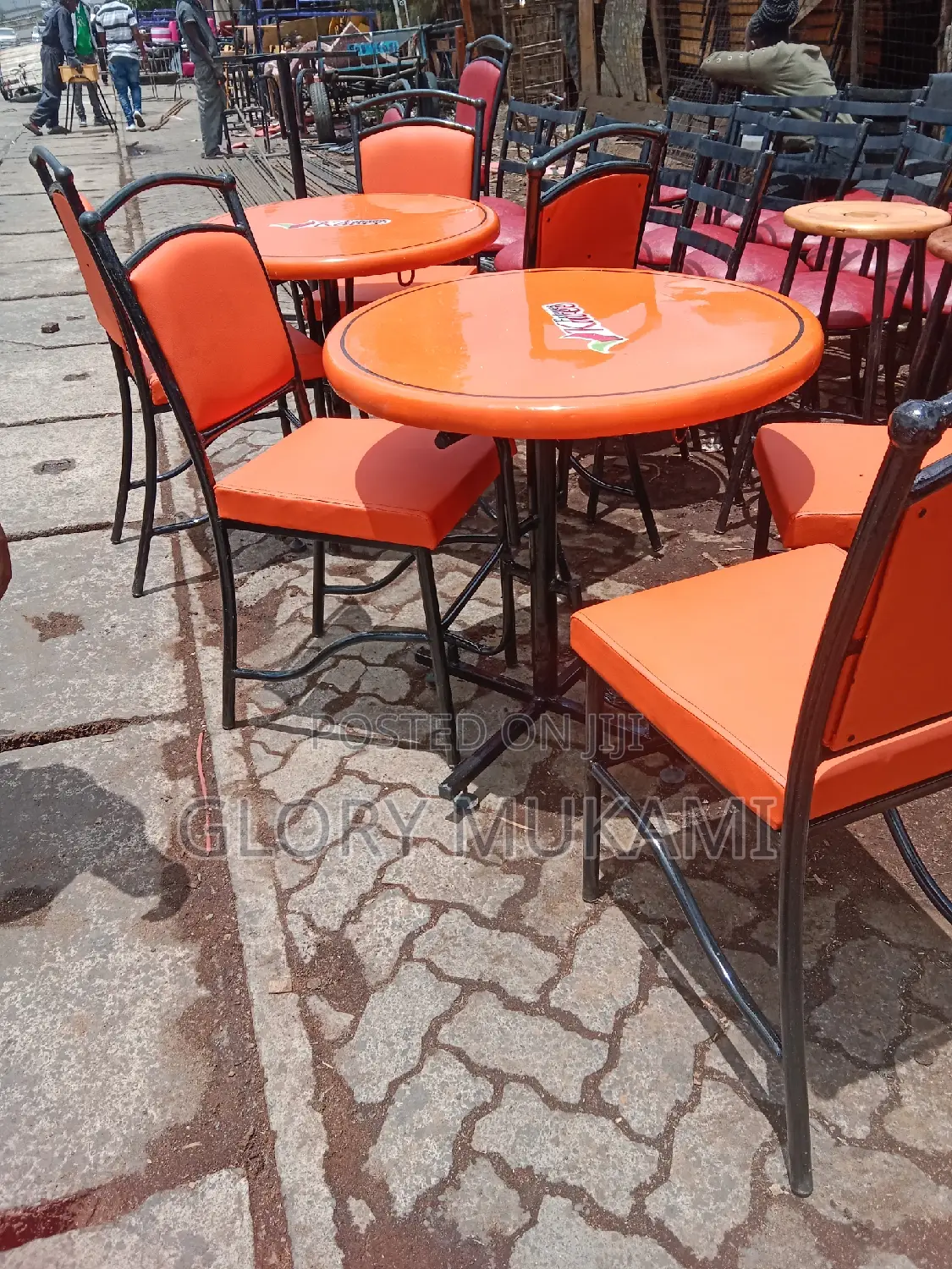 Restaurants and Bar Round Table