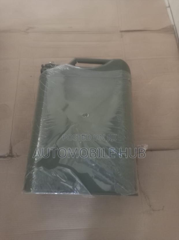 Universal Fuel Jerry Can 20 Litres With Sprout