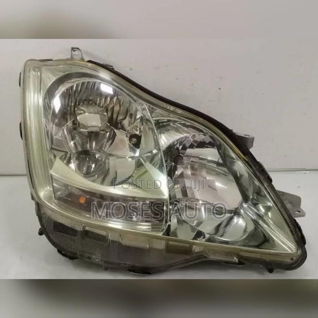Headlight Crown 2005-2008 - main view