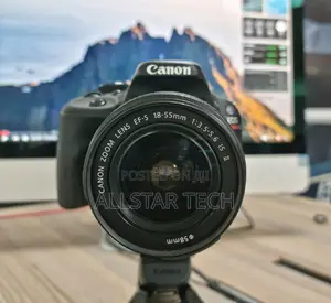 Canon EOS Sl1/ 100D