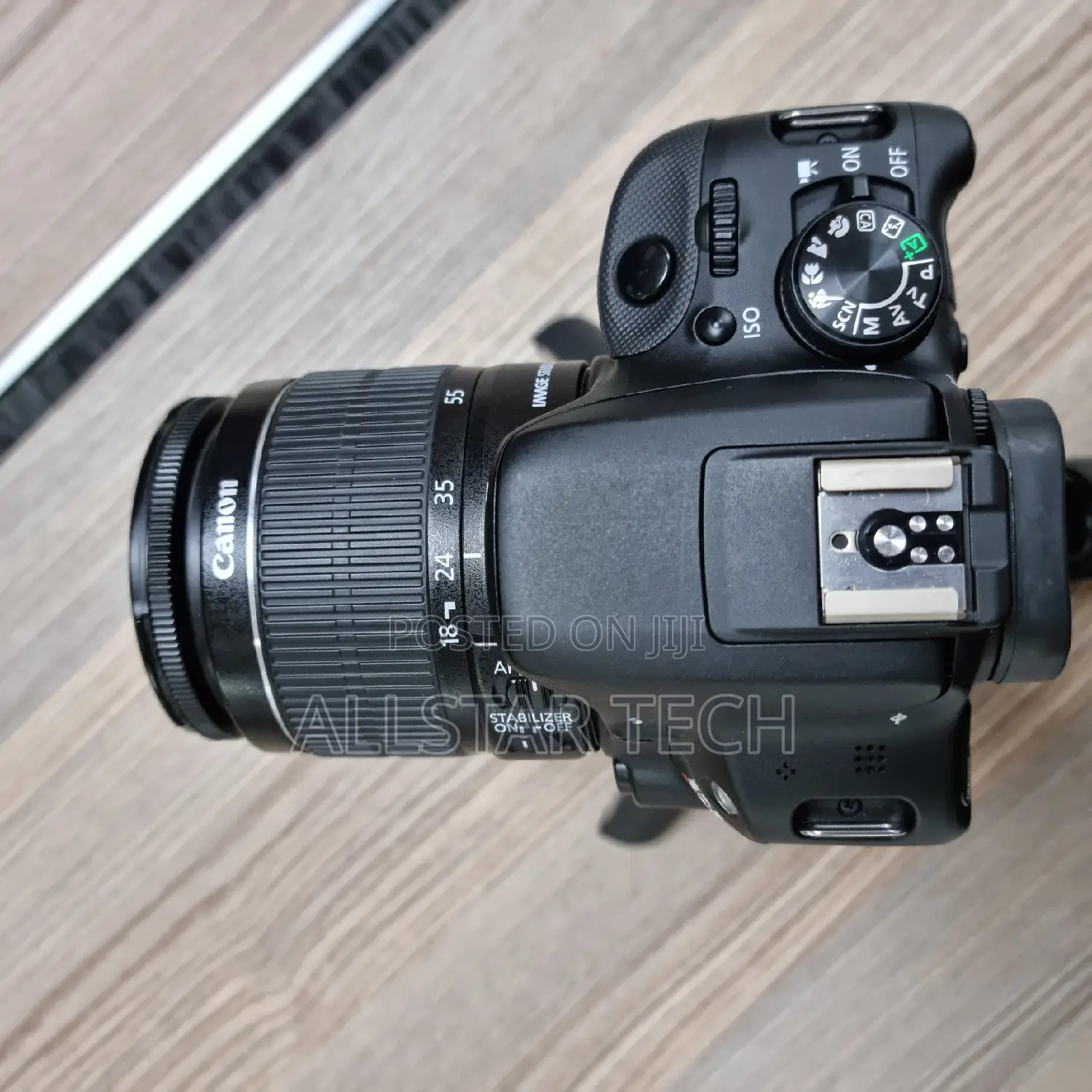 Canon EOS Sl1/ 100D