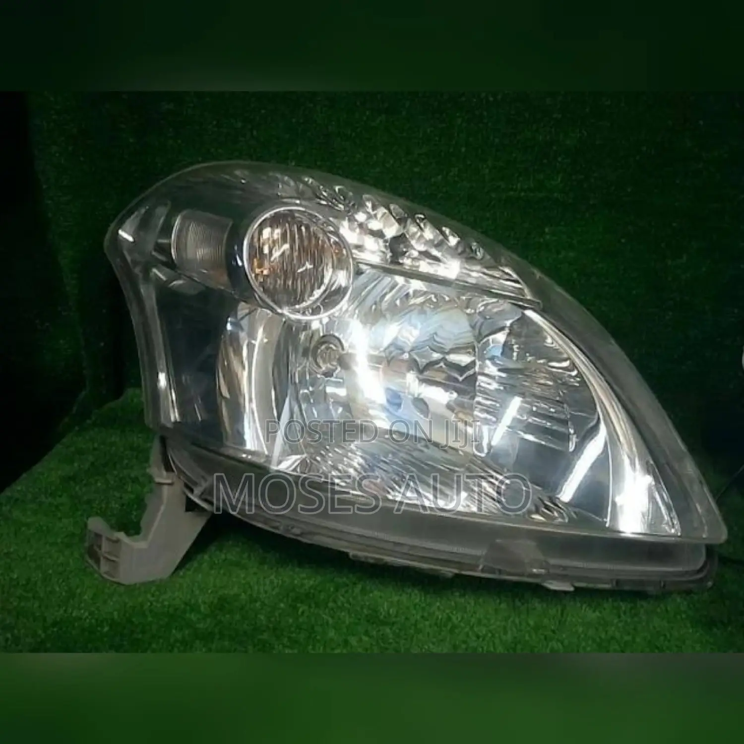 Raum Headlight