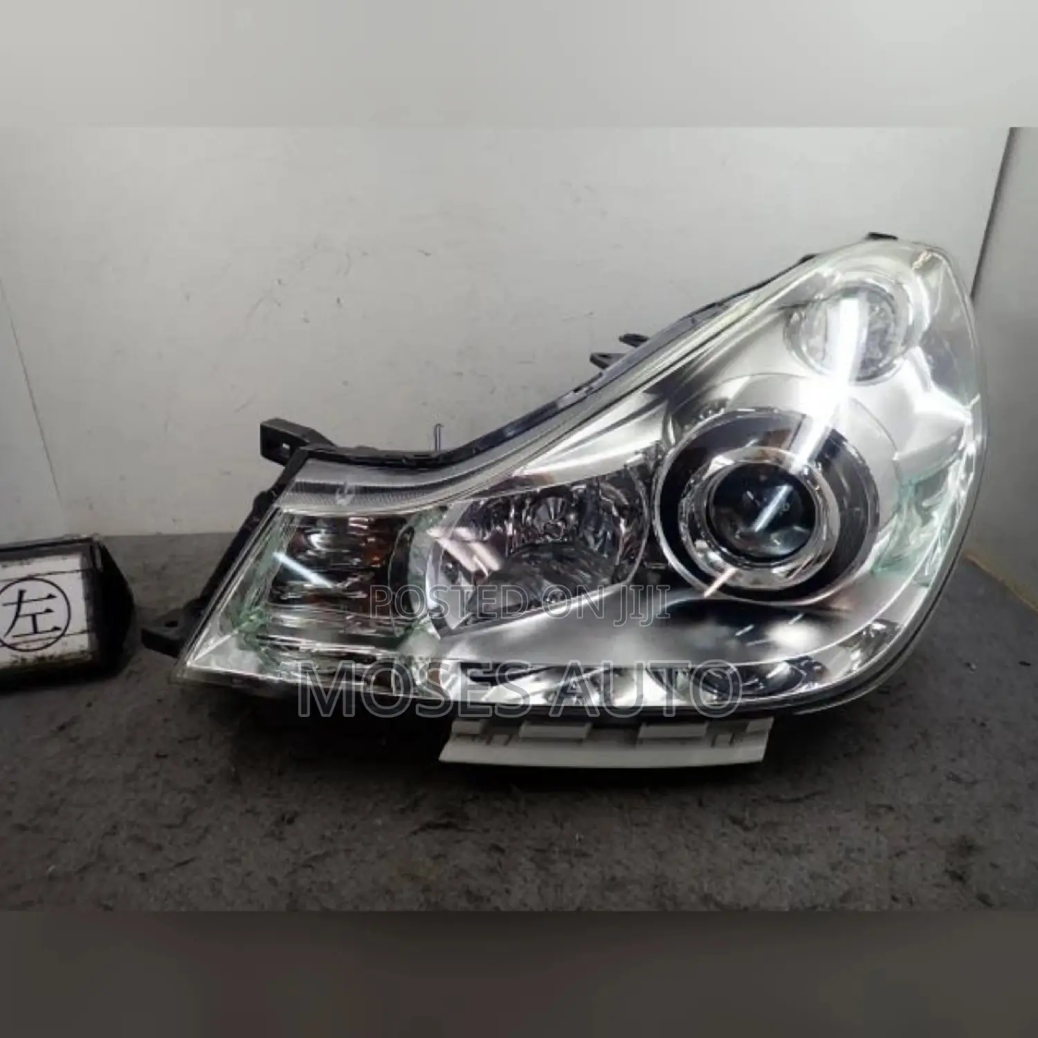 Nissa Wing Road Y12 Headlight