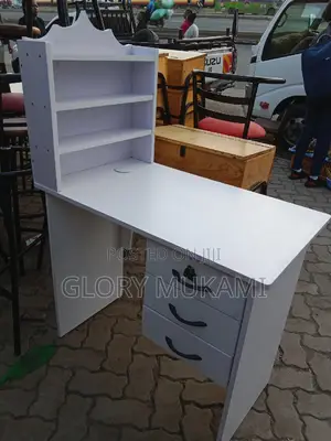 Manicure Table White