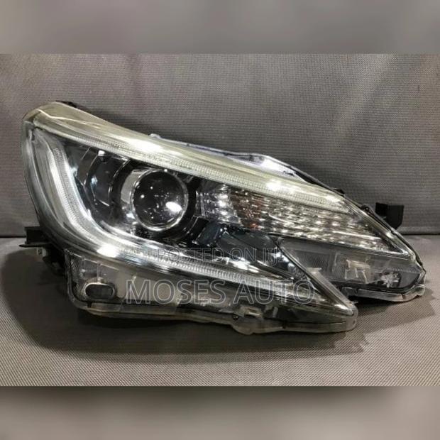 Mark X 2013-2016 Headlight