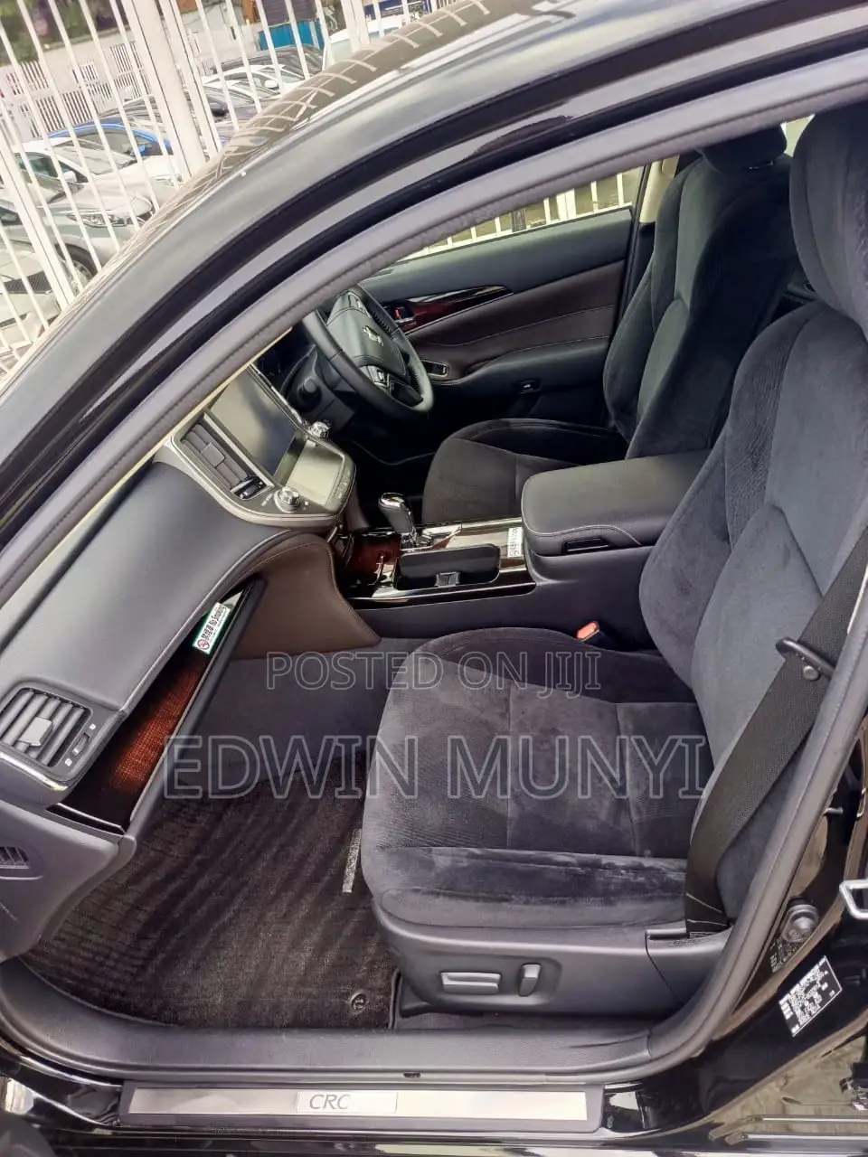 Toyota Crown 2017 Black