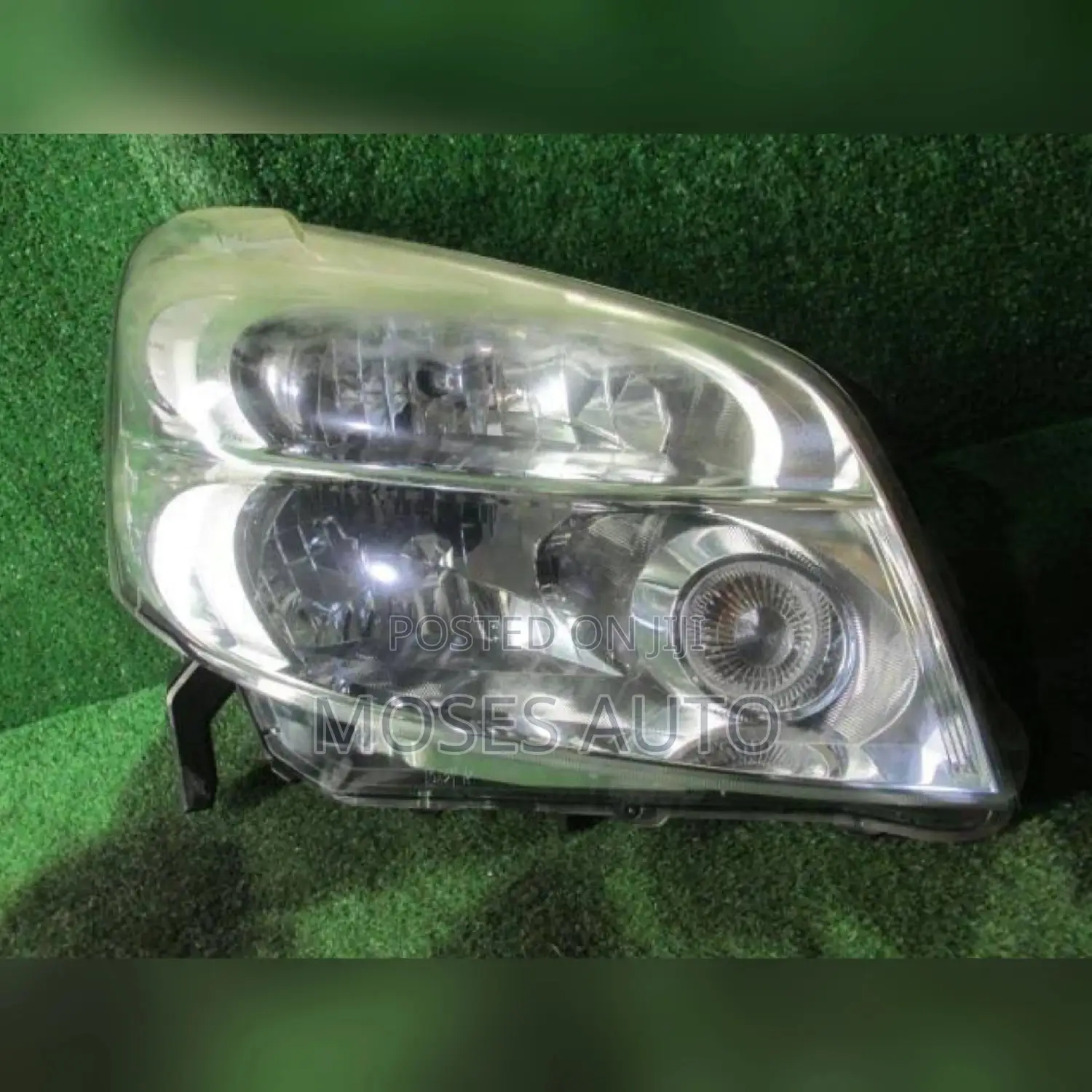 Nissan Lafesta Headlight
