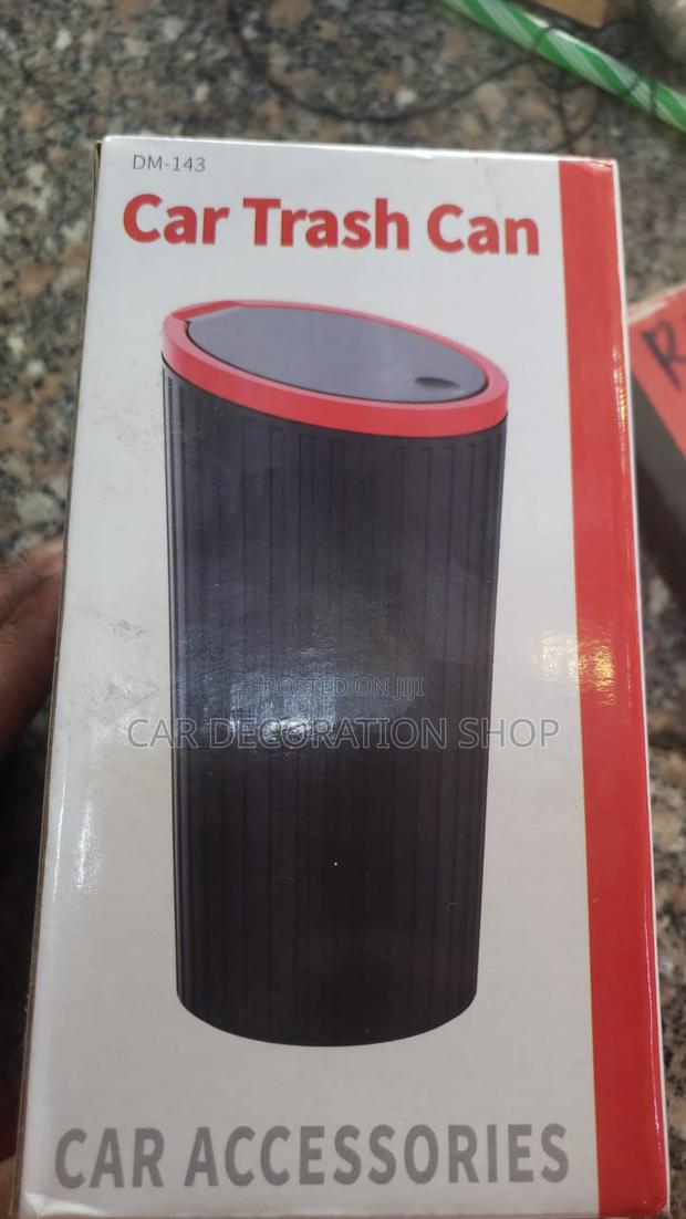 New Plastic Car Trash Bin Ash Tray - main view