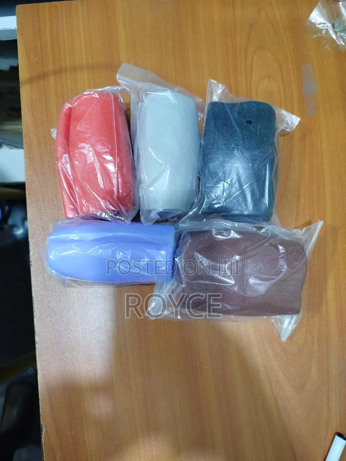 Universal Anti-Slip Silicone Wheel Cover