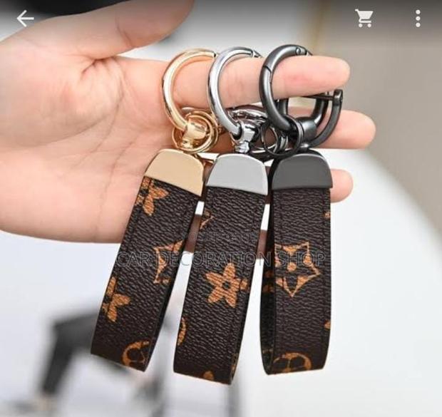 Classy Brown Leather Key Holder