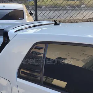 Volkswagen Golf GTI 2018 White