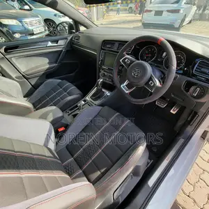 Volkswagen Golf GTI 2018 White