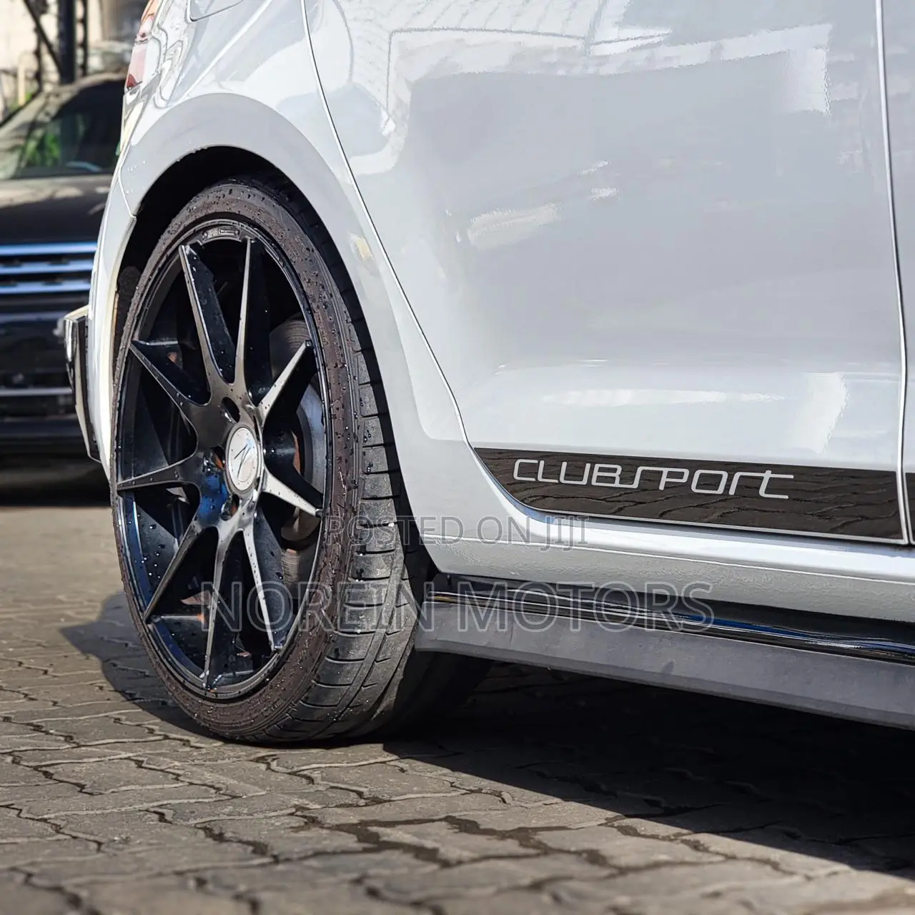 Volkswagen Golf GTI 2018 White