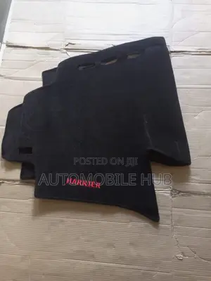 Toyota Harrier 2005 +Dashboard Cover 2nd Generation