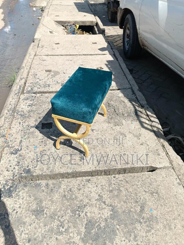 Salon Puff, Green Colour. - thumbnail 3