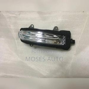 Prado 150/160 Side Mirror Indicator Light - thumbnail 2