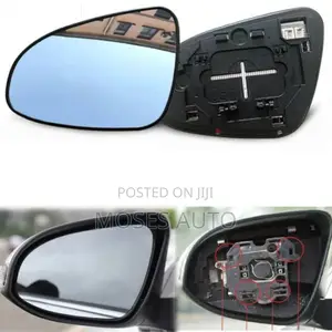 Vitz Side Mirror Glass