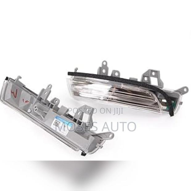 Ractis Side Mirror Indicator Light