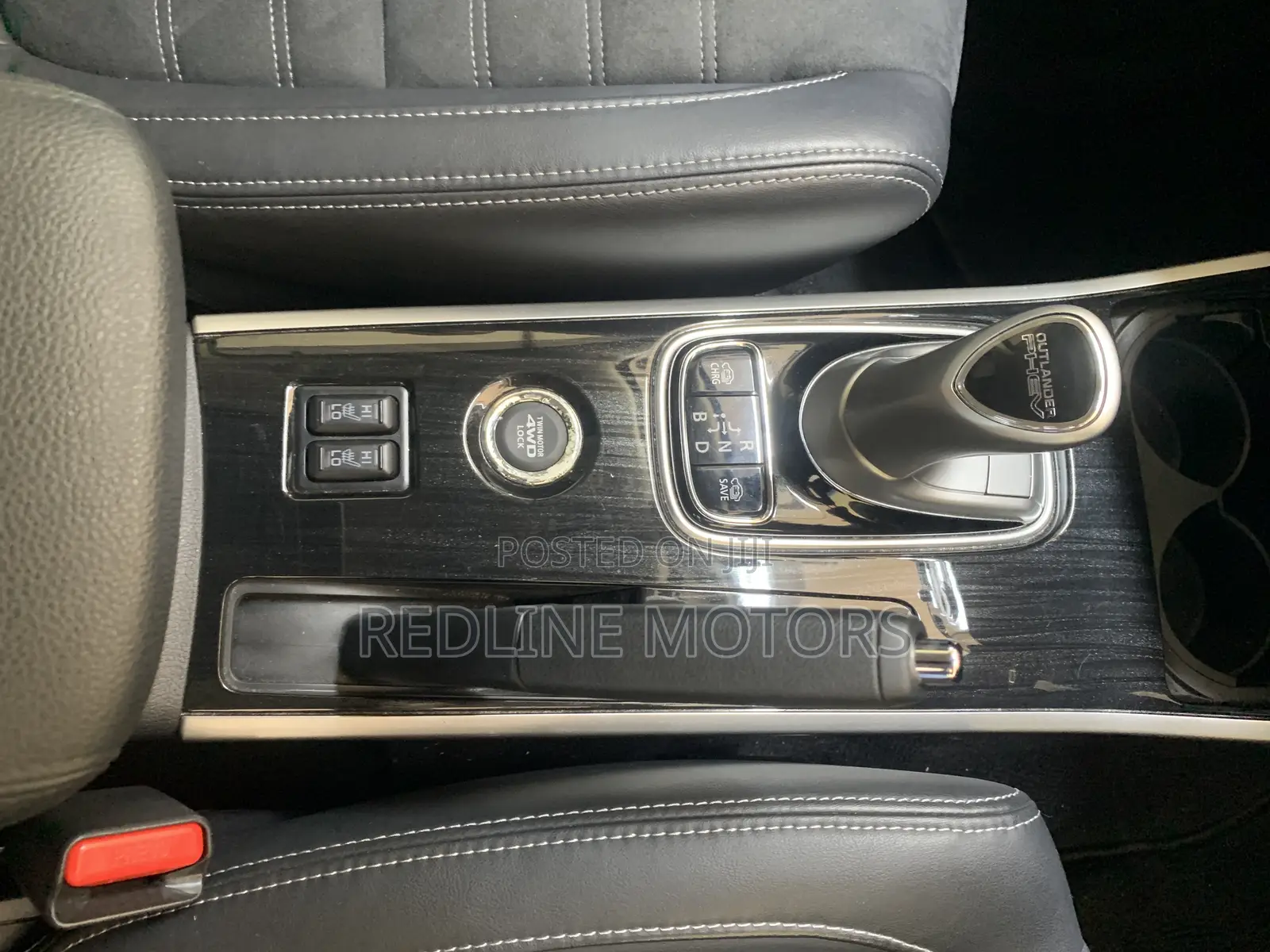 Mitsubishi Outlander 2.0 PHEV AWD 2017 Red