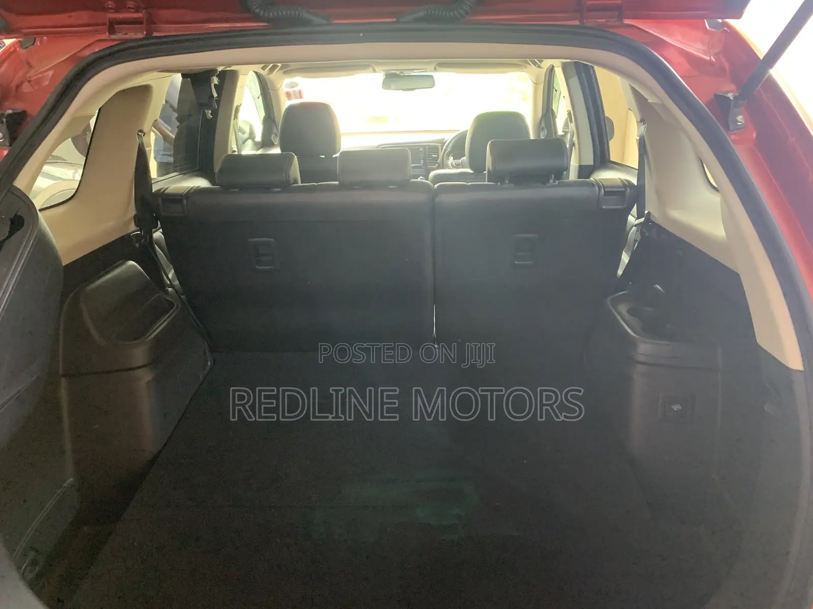 Mitsubishi Outlander 2.0 PHEV AWD 2017 Red