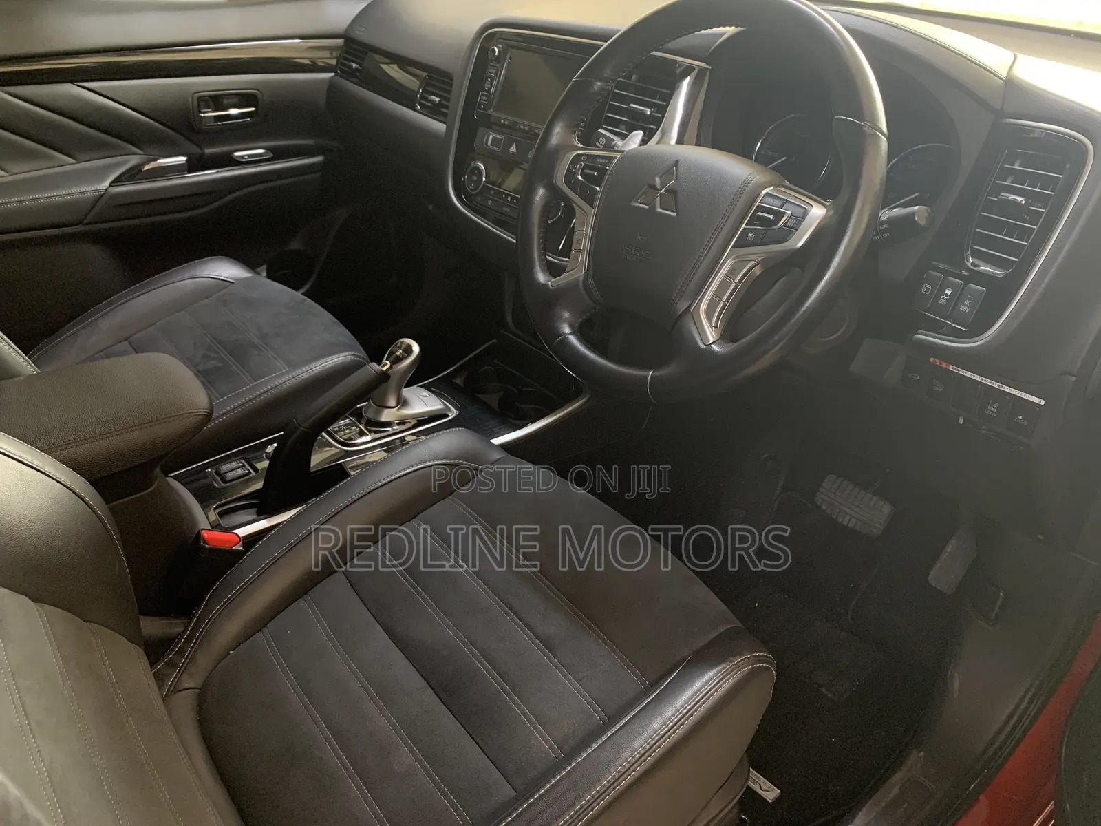 Mitsubishi Outlander 2.0 PHEV AWD 2017 Red