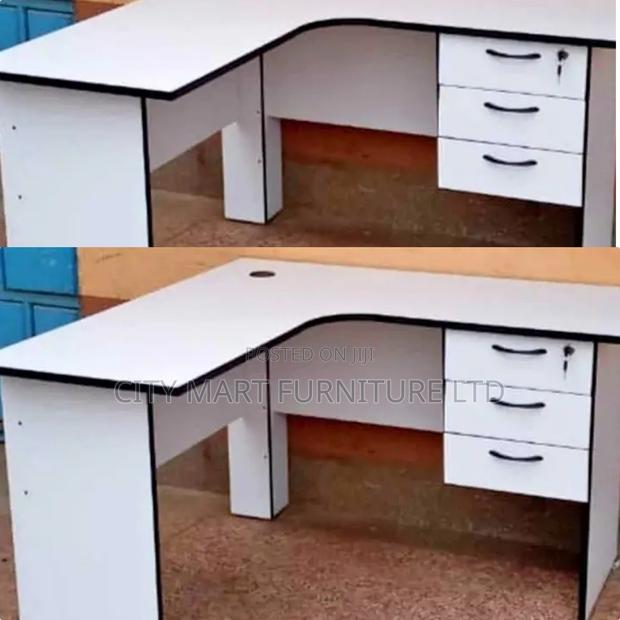 Offer!! Quality L-Shaped Office Desks/Study Tables - main view