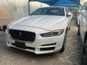 Jaguar XE 2017 Pearl