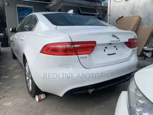 Jaguar XE 2017 Pearl