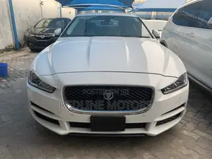 Jaguar XE 2017 Pearl