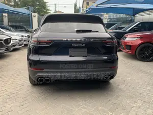 Porsche Cayenne S AWD 2019 Black