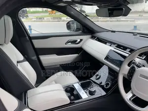 Land Rover Range Rover Velar P380 HSE R-Dynamic 4x4 2018 Gold
