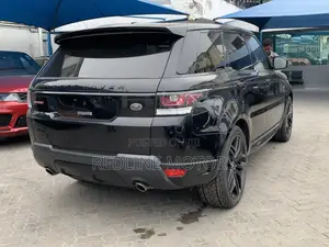 Land Rover Range Rover Sport HSE 4x4 (3.0L 6cyl 8A) 2016 Black