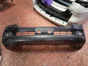 Toyota Land Cruiser J200 V8 (Facelift) Front Bumper Assembly