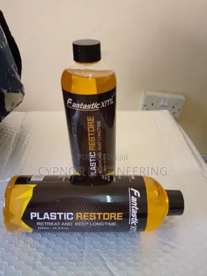 Gloss- Restore Car Plastic