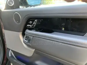Land Rover Range Rover Vogue 2019 Purple